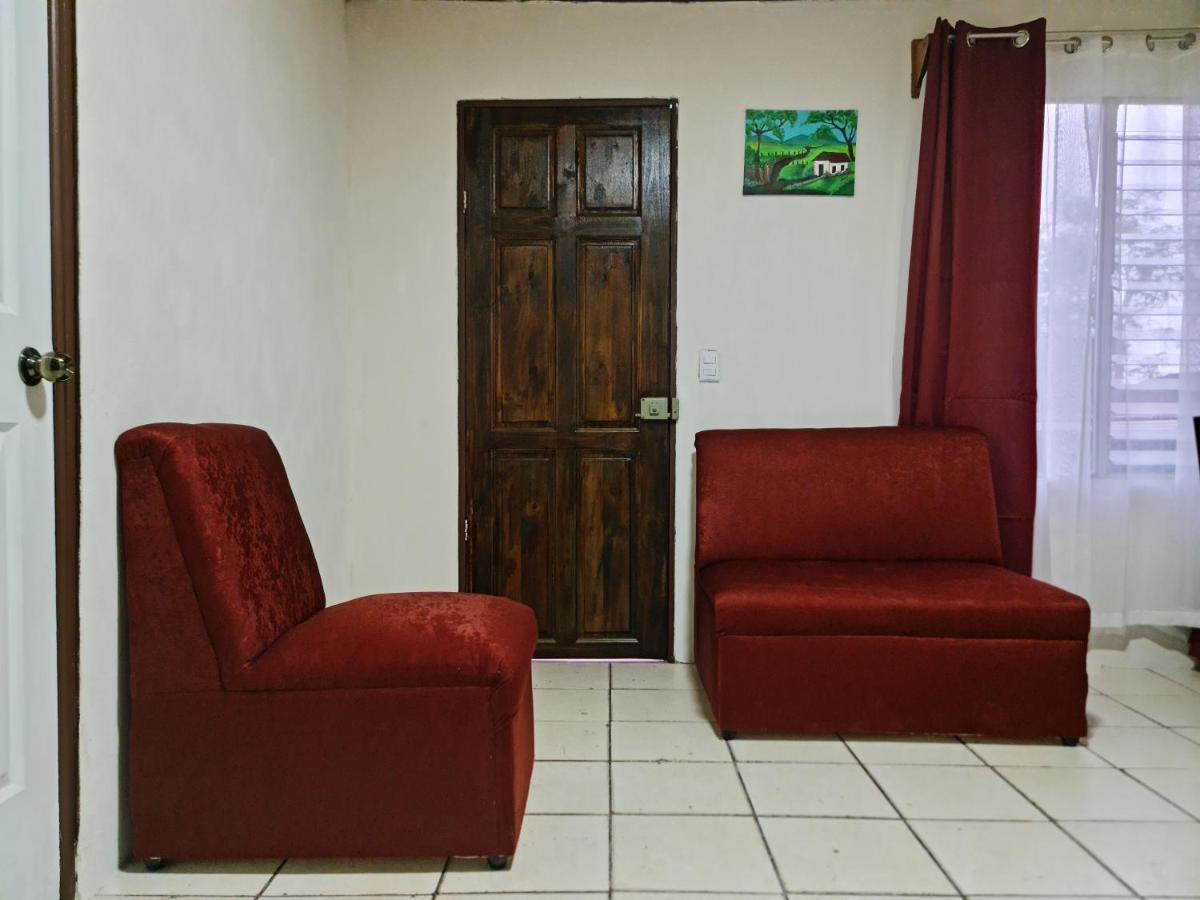 Cabinas Guayabon #3, Ac, La Fortuna Volcan Arenal Exterior foto